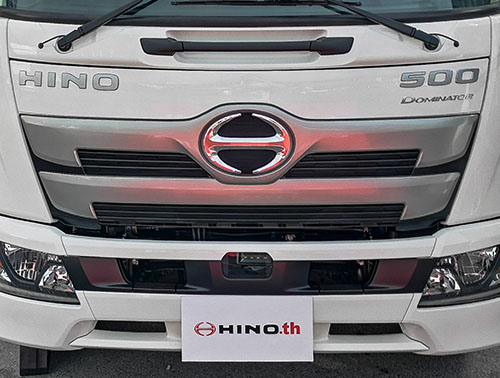 กระจังหน้า HINO500 DOMINATOR 2019